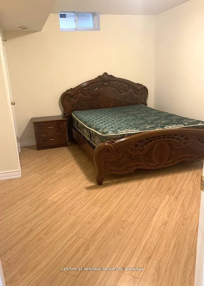 Photo 2 of Unit LOWER, 536 Summeridge Drive, Vaughan, Patterson — HOMEH