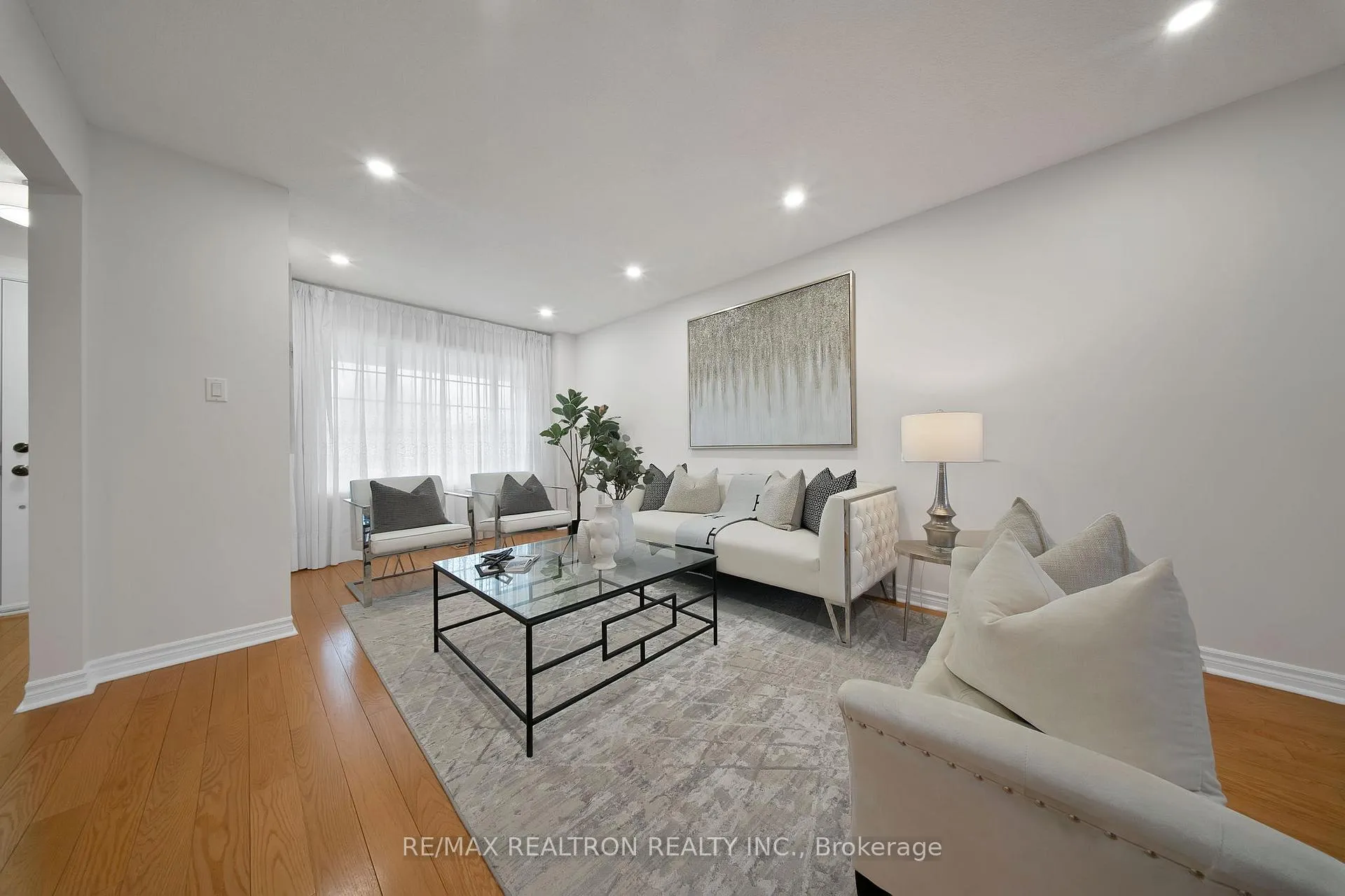 Photo 7 of 35 Glenheather Terrace, Scarborough, Rouge — HOMEH