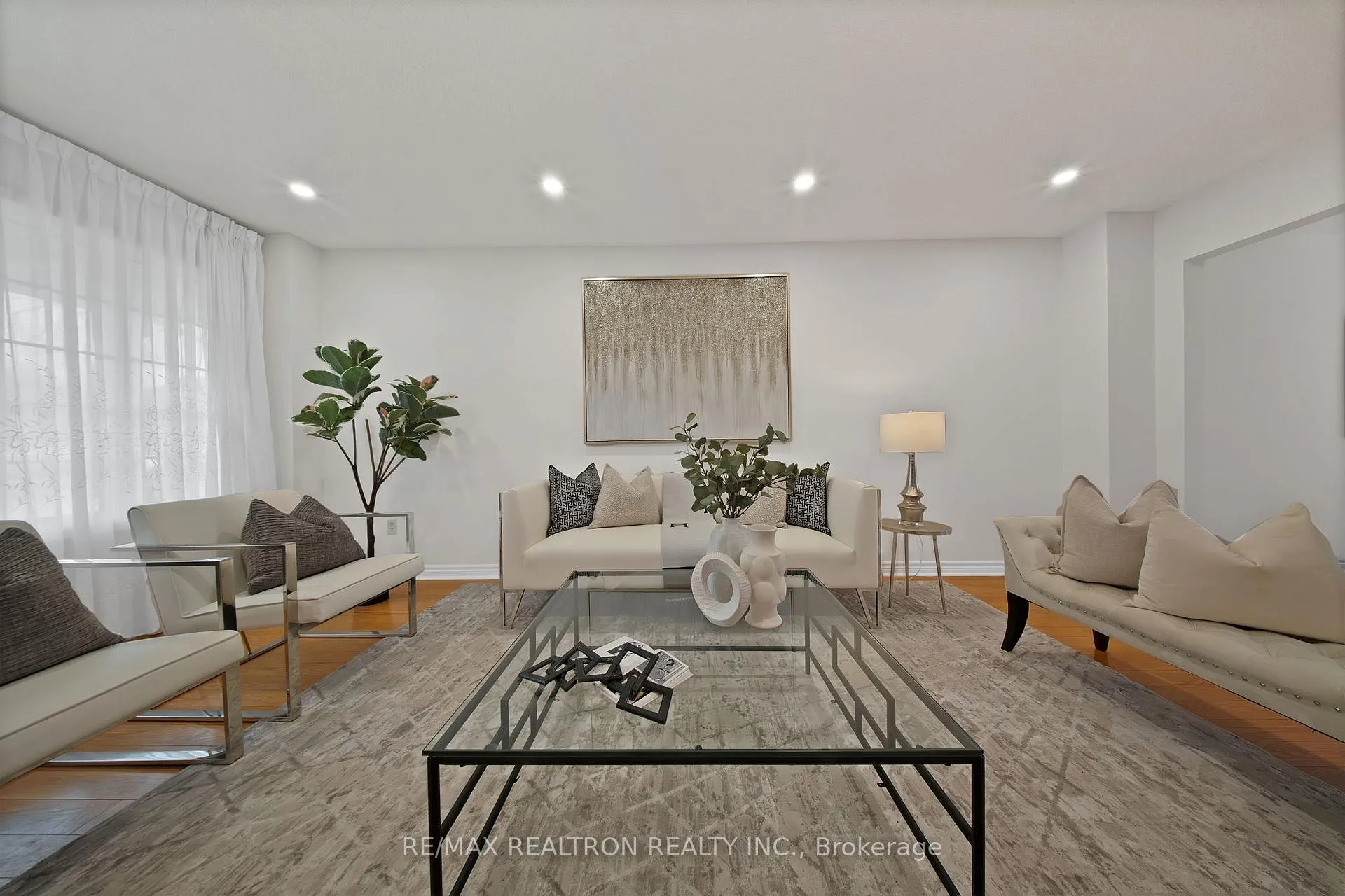 Photo 8 of 35 Glenheather Terrace, Scarborough, Rouge — HOMEH
