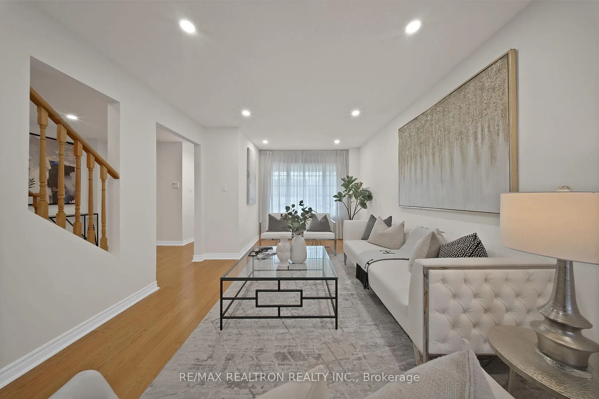 Photo 10 of 35 Glenheather Terrace, Scarborough, Rouge — HOMEH