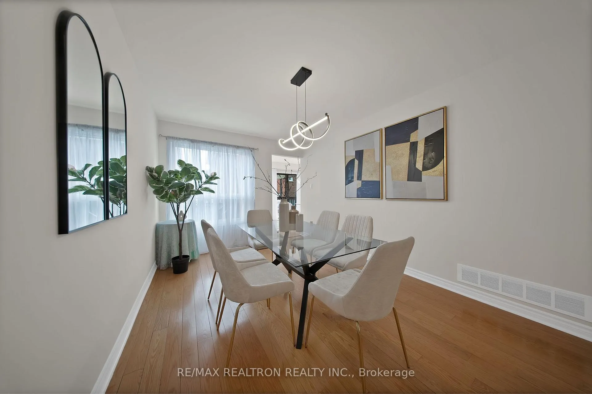 Photo 13 of 35 Glenheather Terrace, Scarborough, Rouge — HOMEH