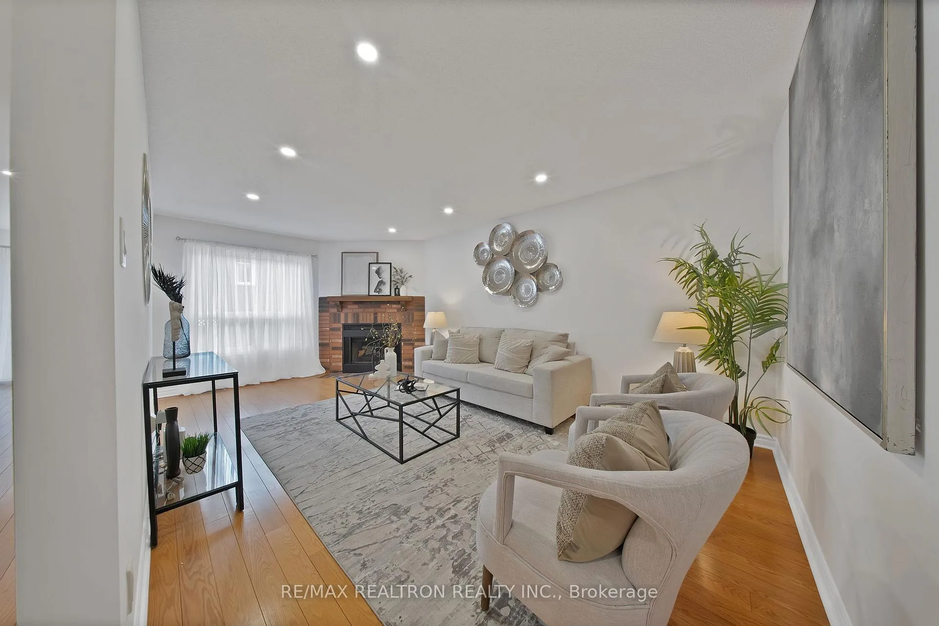 Photo 15 of 35 Glenheather Terrace, Scarborough, Rouge — HOMEH
