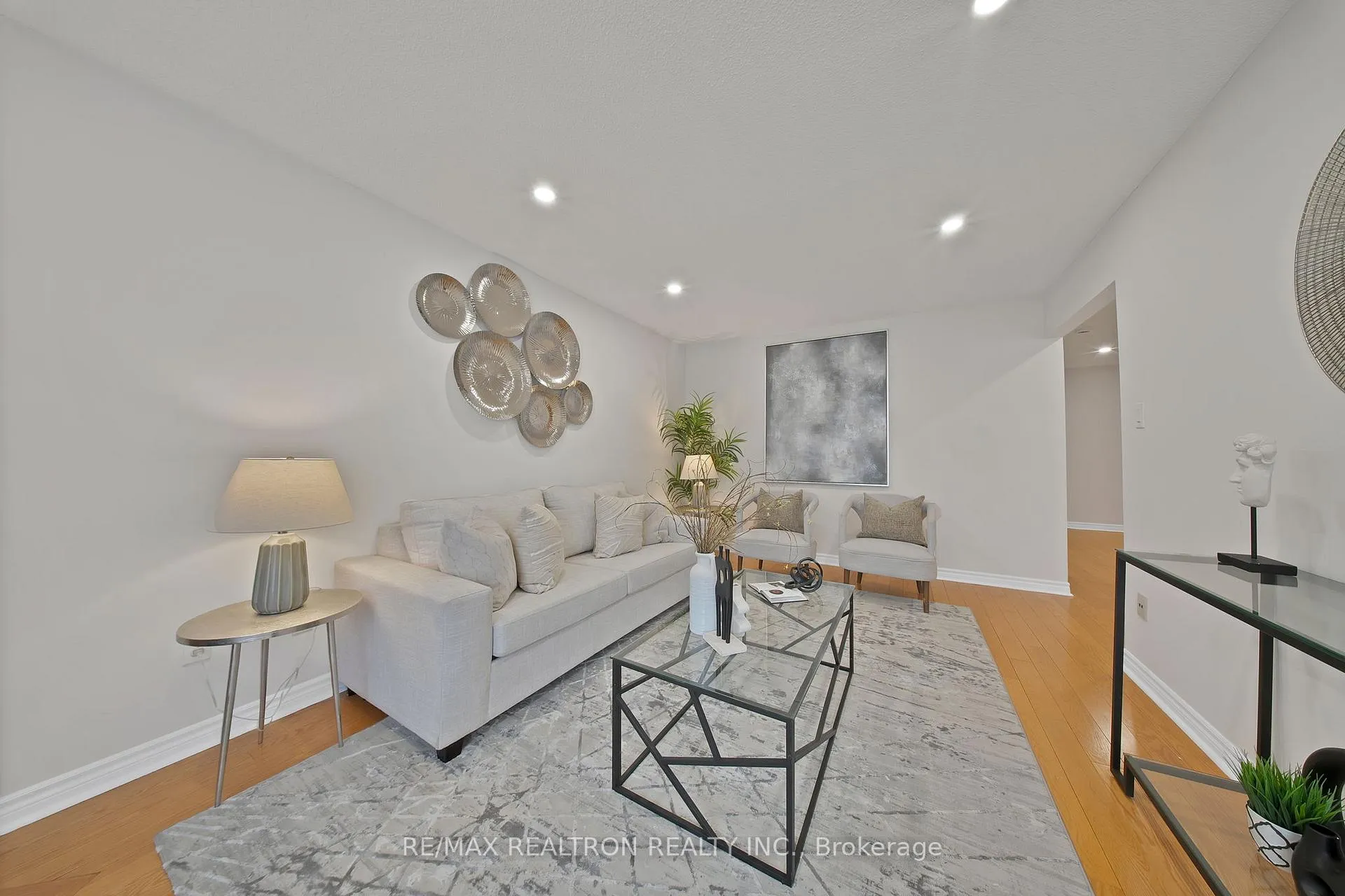 Photo 16 of 35 Glenheather Terrace, Scarborough, Rouge — HOMEH