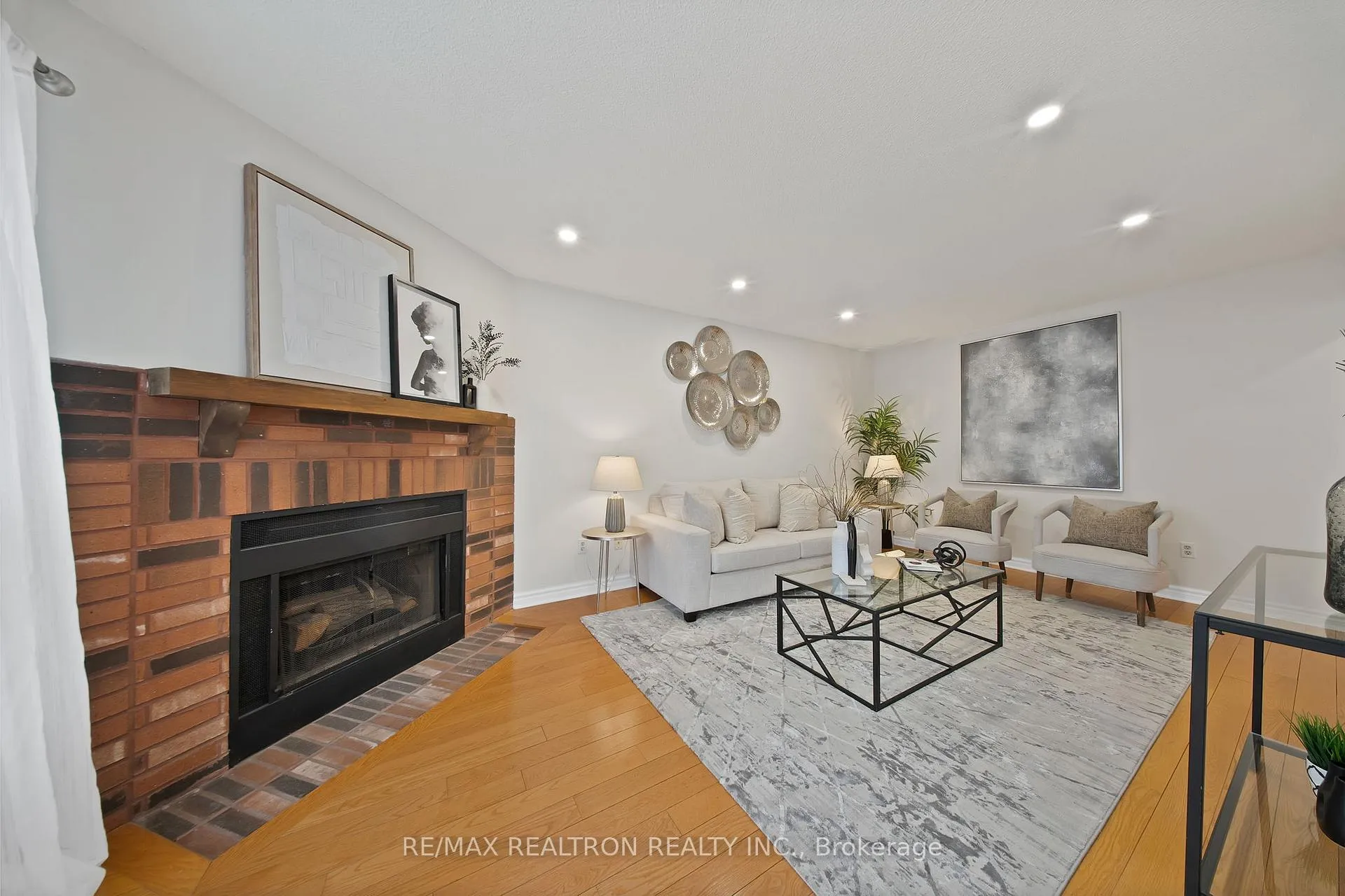 Photo 17 of 35 Glenheather Terrace, Scarborough, Rouge — HOMEH