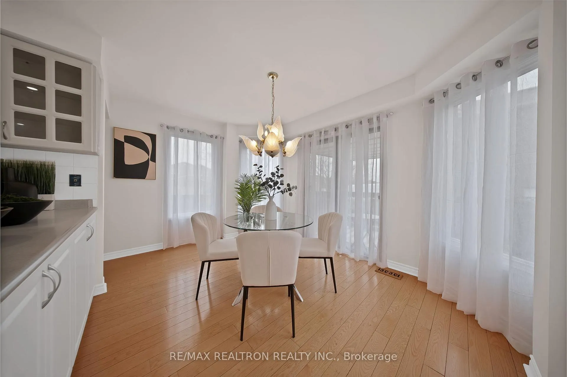 Photo 22 of 35 Glenheather Terrace, Scarborough, Rouge — HOMEH