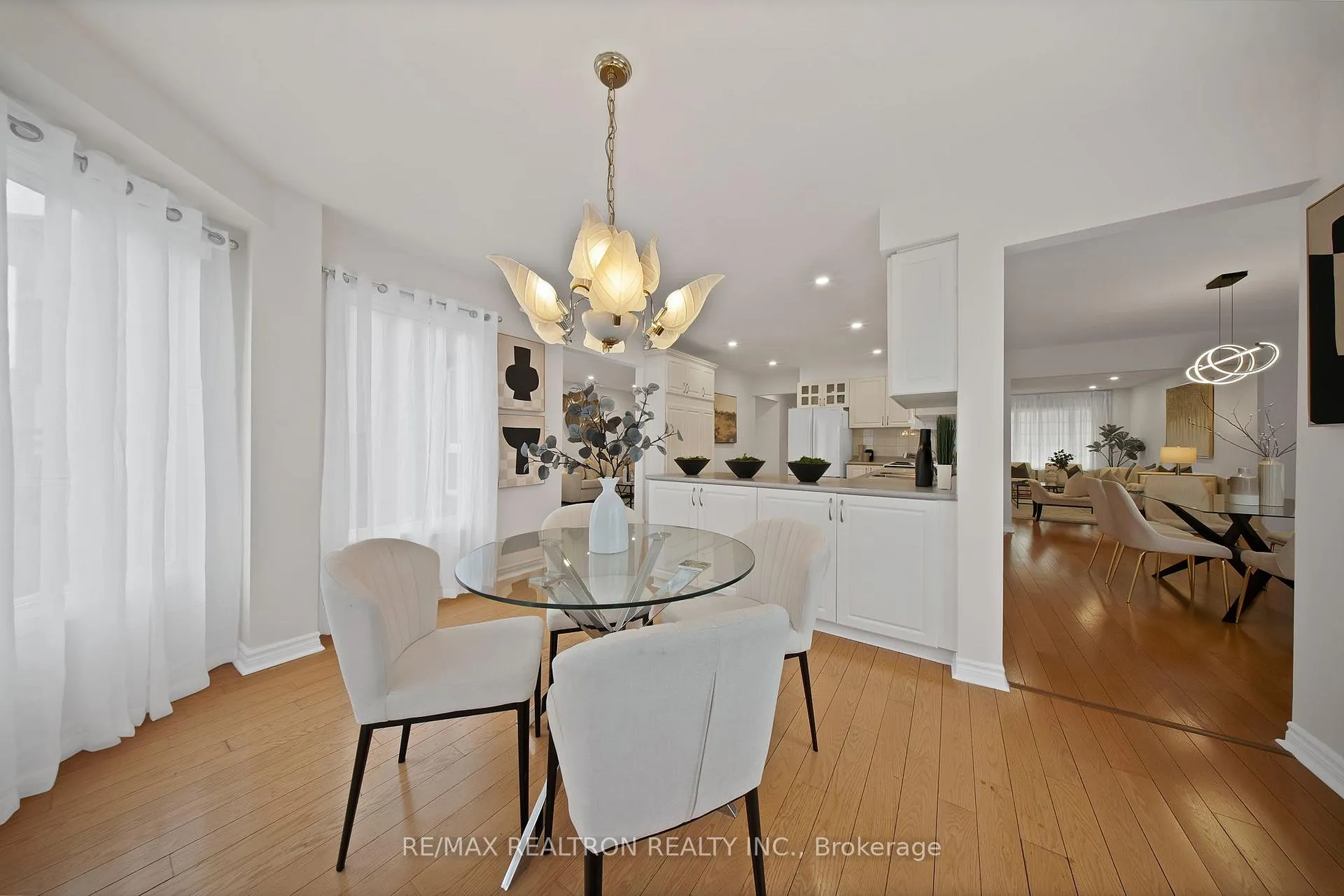 Photo 23 of 35 Glenheather Terrace, Scarborough, Rouge — HOMEH