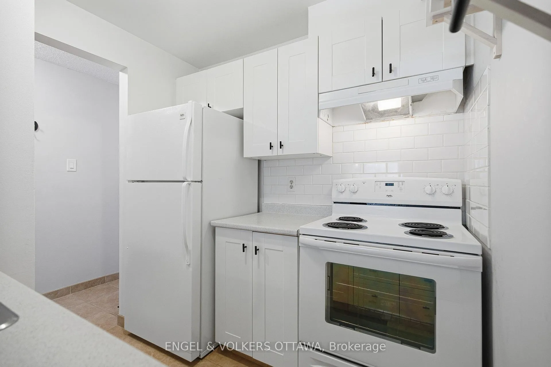 Photo 8 of Unit 201, 6376 Bilberry Drive, Ottawa, Orleans Wood — HOMEH