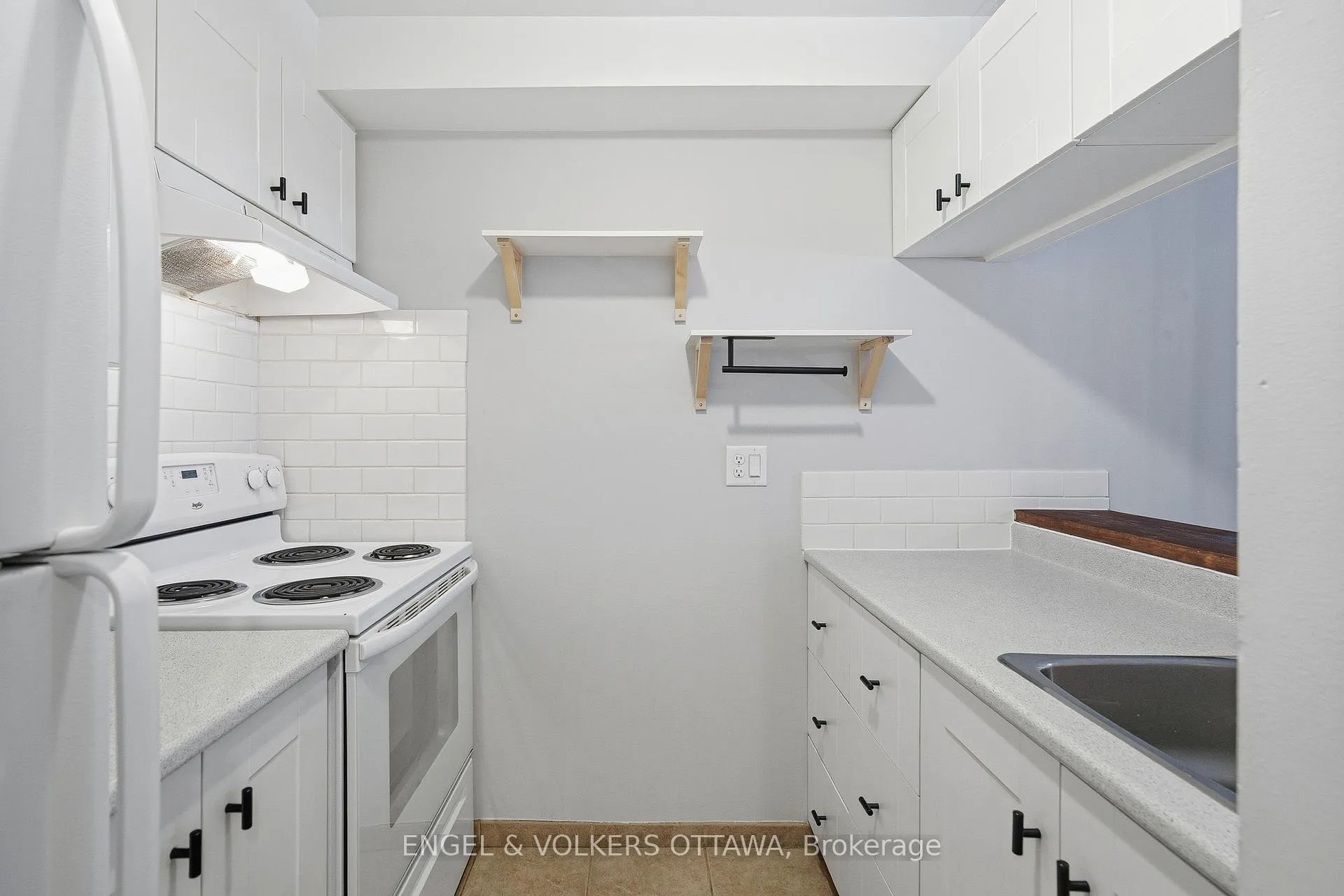 Photo 10 of Unit 201, 6376 Bilberry Drive, Ottawa, Orleans Wood — HOMEH