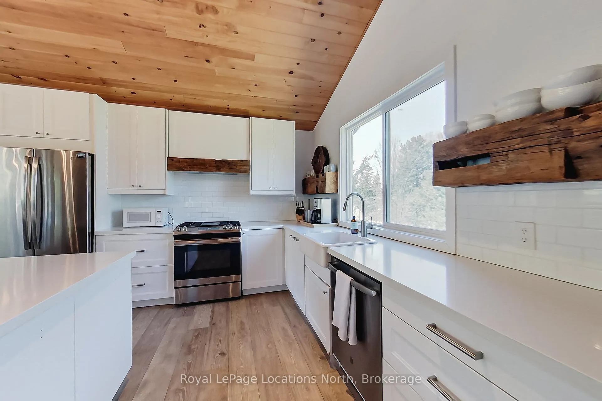 Photo 13 of Unit 6, 102 Wensley Drive, Blue Mountains — HOMEH