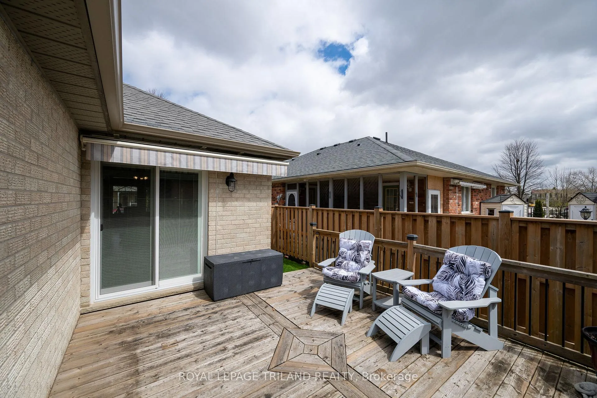 Photo 14 of 24 Sifton Drive, St. Thomas — HOMEH