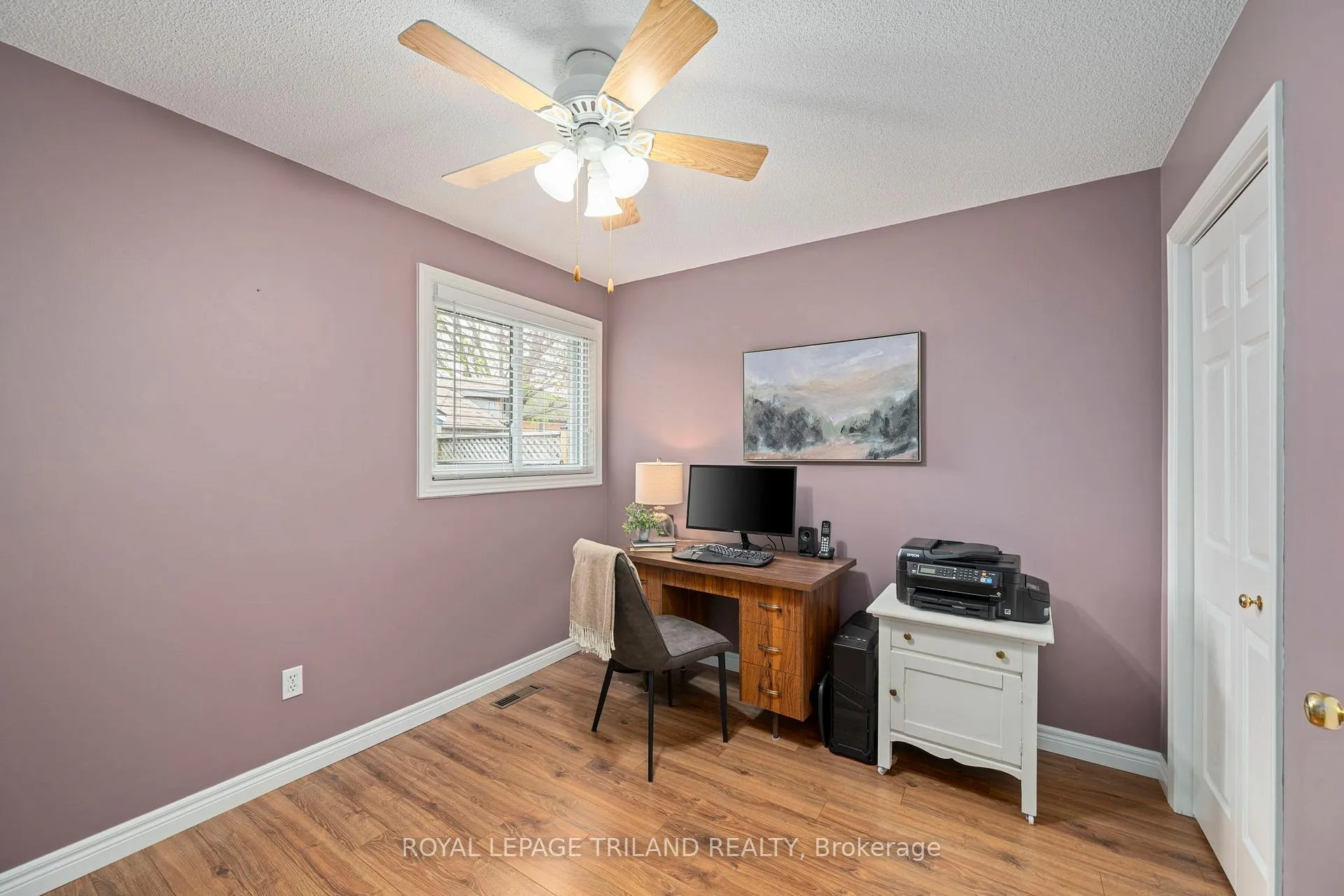 Photo 20 of 24 Sifton Drive, St. Thomas — HOMEH