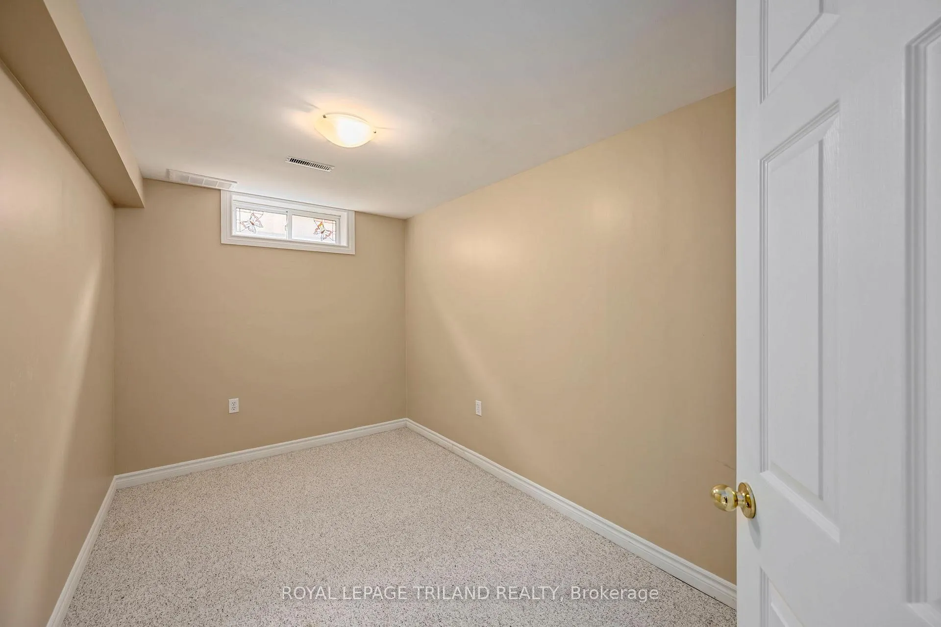 Photo 24 of 24 Sifton Drive, St. Thomas — HOMEH
