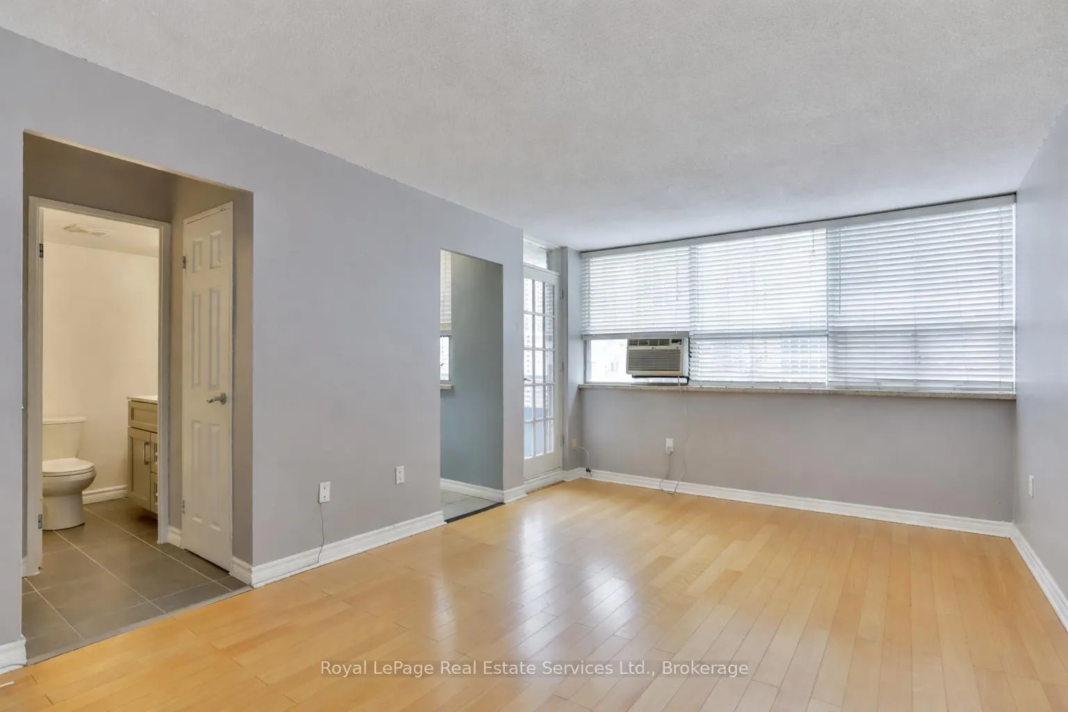 Photo 10 of Unit 1807, 30 Gloucester Street, Toronto, Church-Yonge Corridor — HOMEH