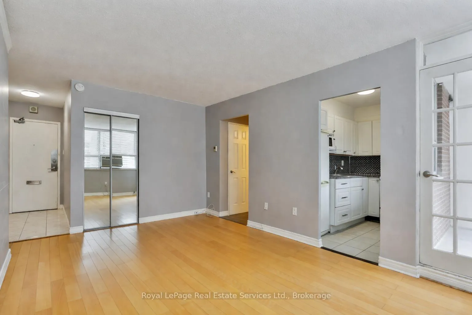 Photo 11 of Unit 1807, 30 Gloucester Street, Toronto, Church-Yonge Corridor — HOMEH