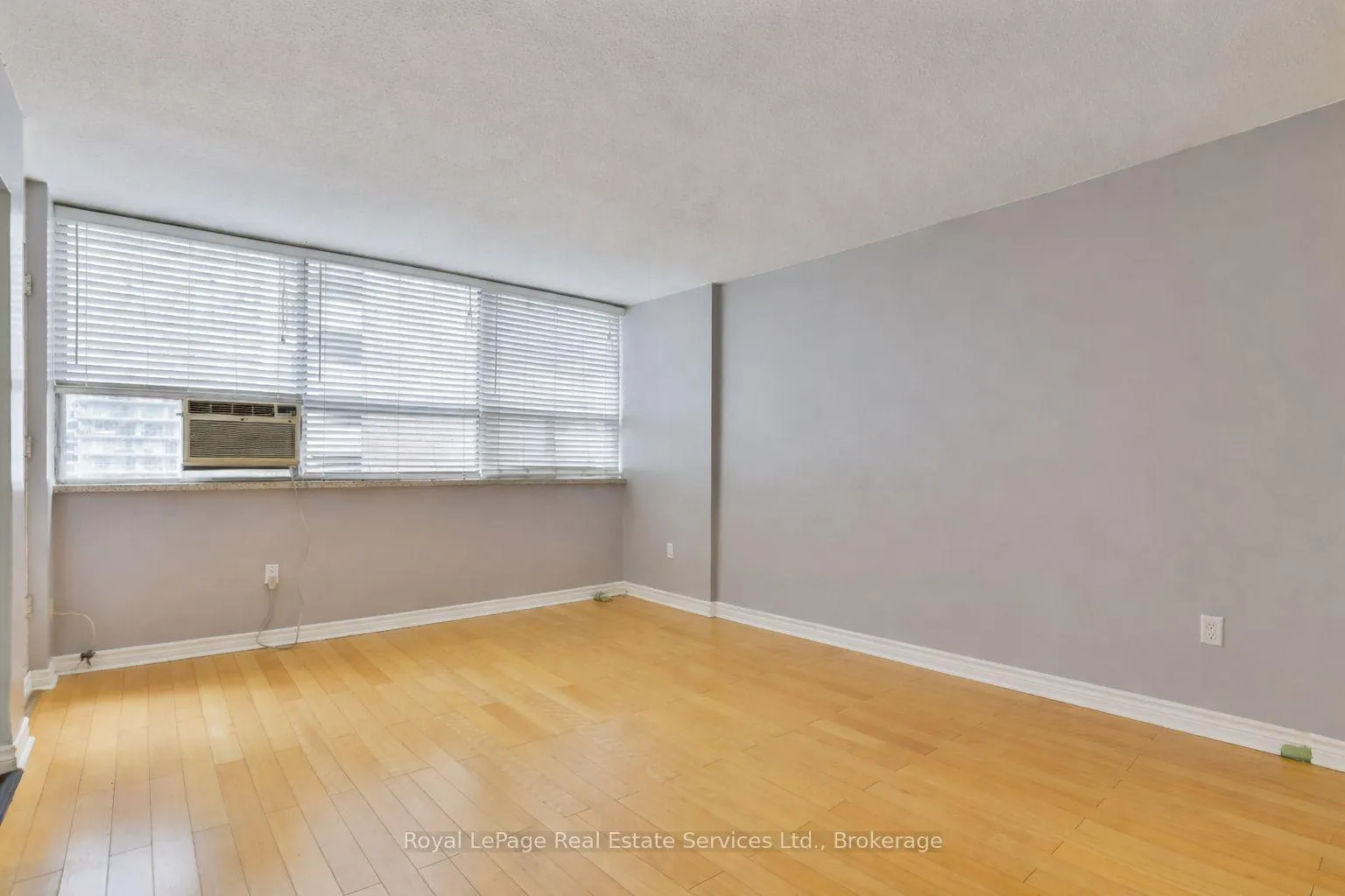 Photo 13 of Unit 1807, 30 Gloucester Street, Toronto, Church-Yonge Corridor — HOMEH