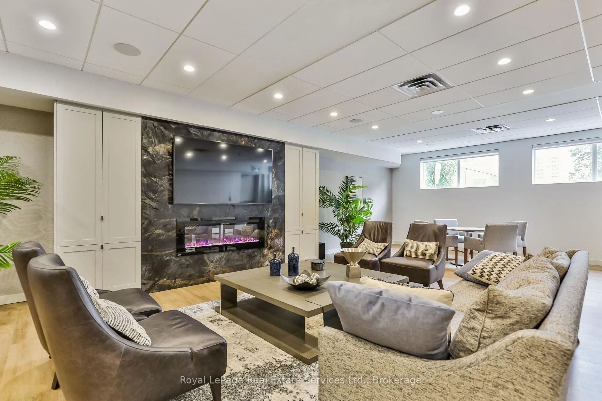 Photo 26 of Unit 1807, 30 Gloucester Street, Toronto, Church-Yonge Corridor — HOMEH