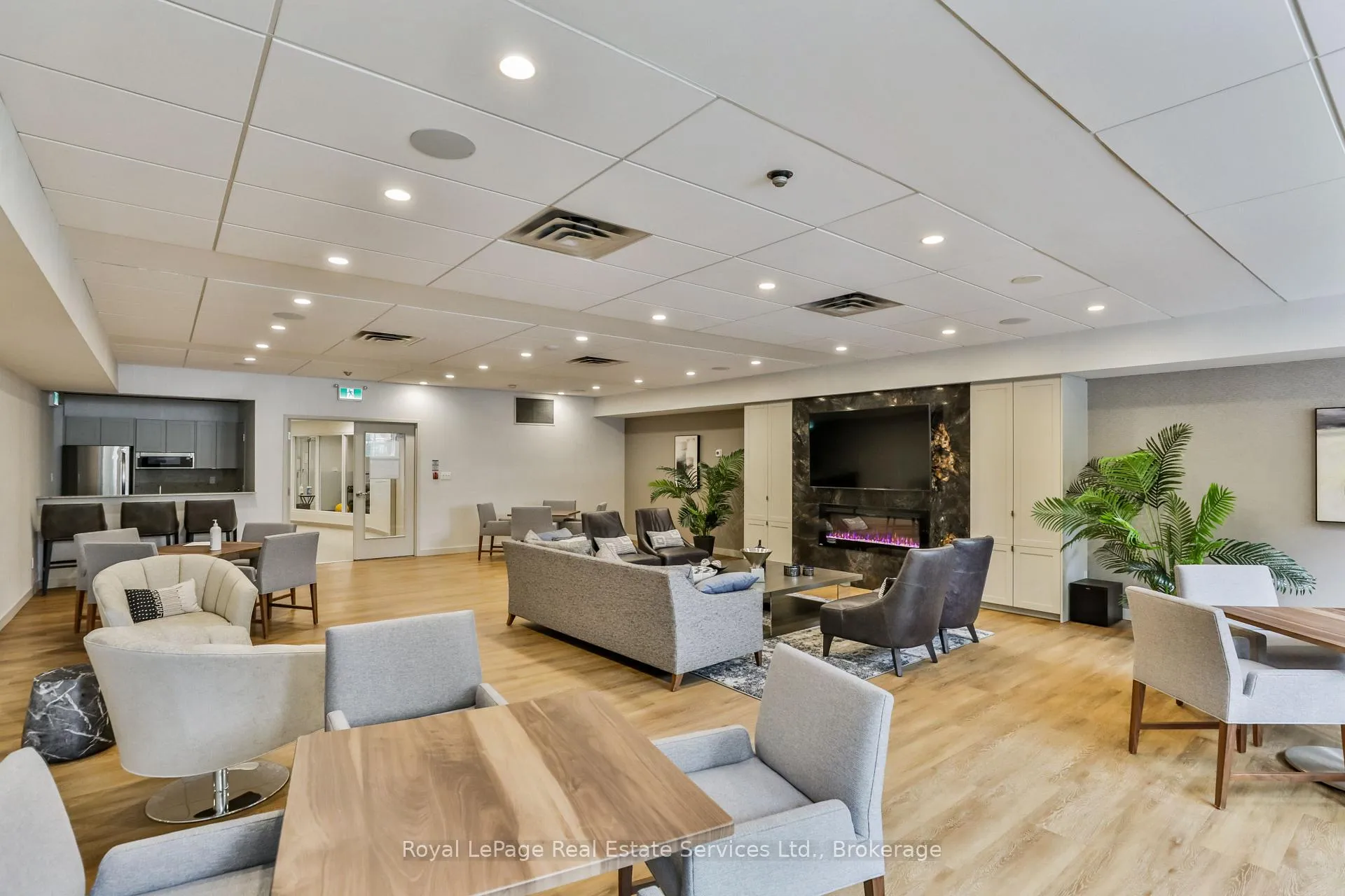 Photo 27 of Unit 1807, 30 Gloucester Street, Toronto, Church-Yonge Corridor — HOMEH