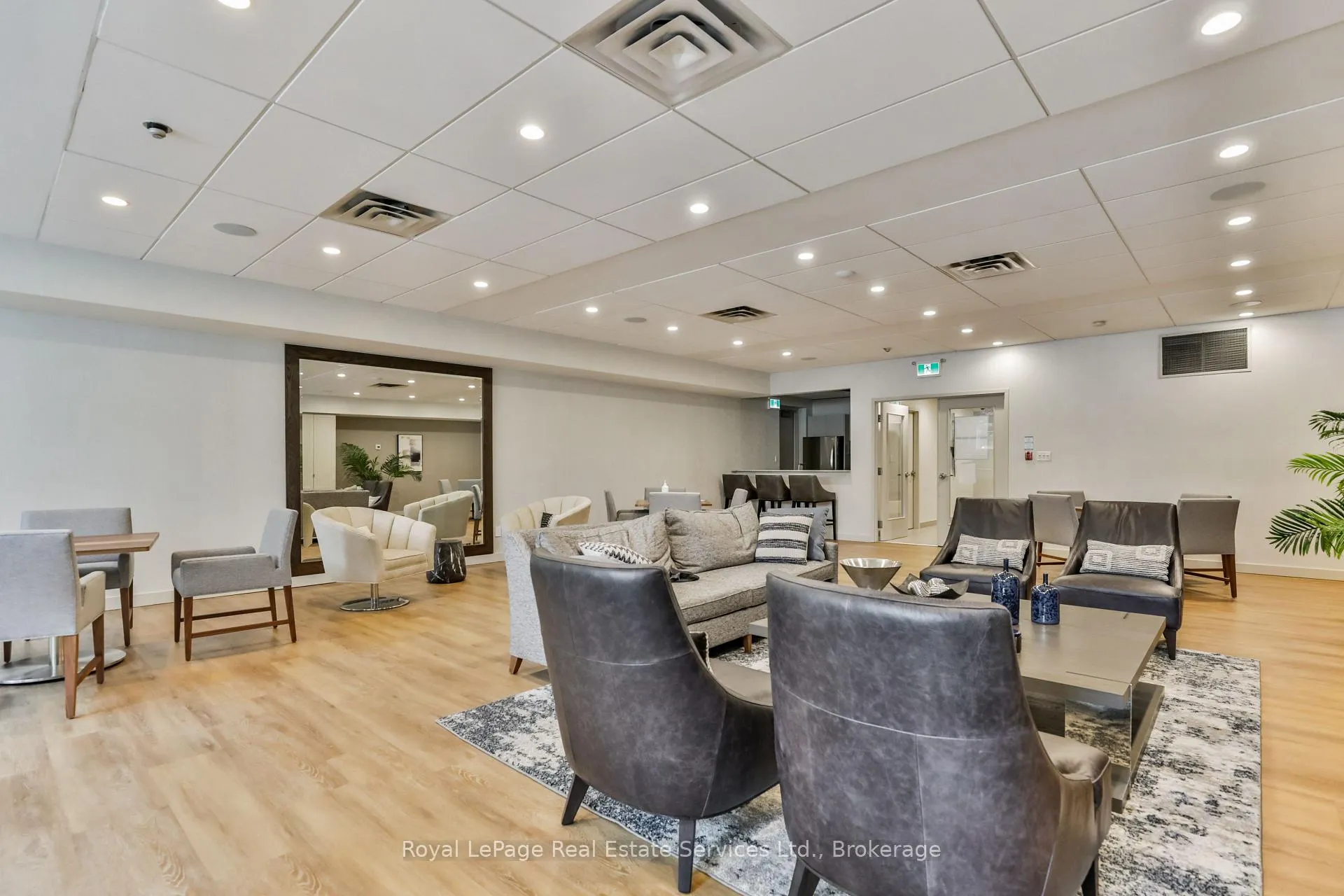 Photo 28 of Unit 1807, 30 Gloucester Street, Toronto, Church-Yonge Corridor — HOMEH