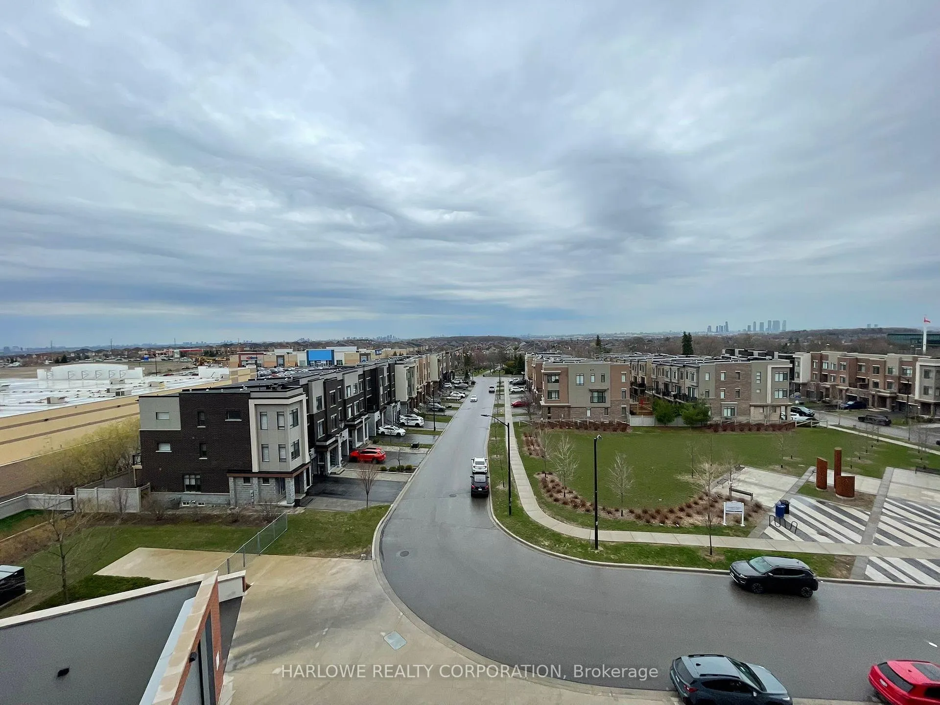 Photo 5 of Unit 509, 99 Eagle Rock Way, Vaughan, Rural Vaughan — HOMEH