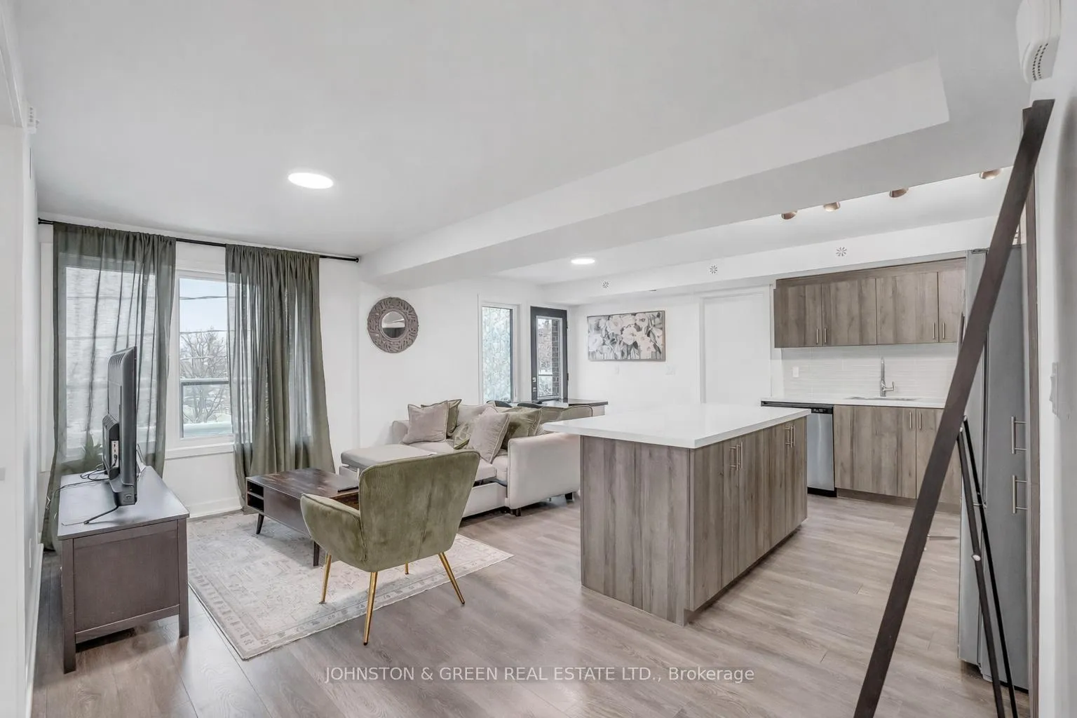 Photo 8 of Unit 1, 1499 O'Connor Drive, Toronto, O'Connor-Parkview — HOMEH