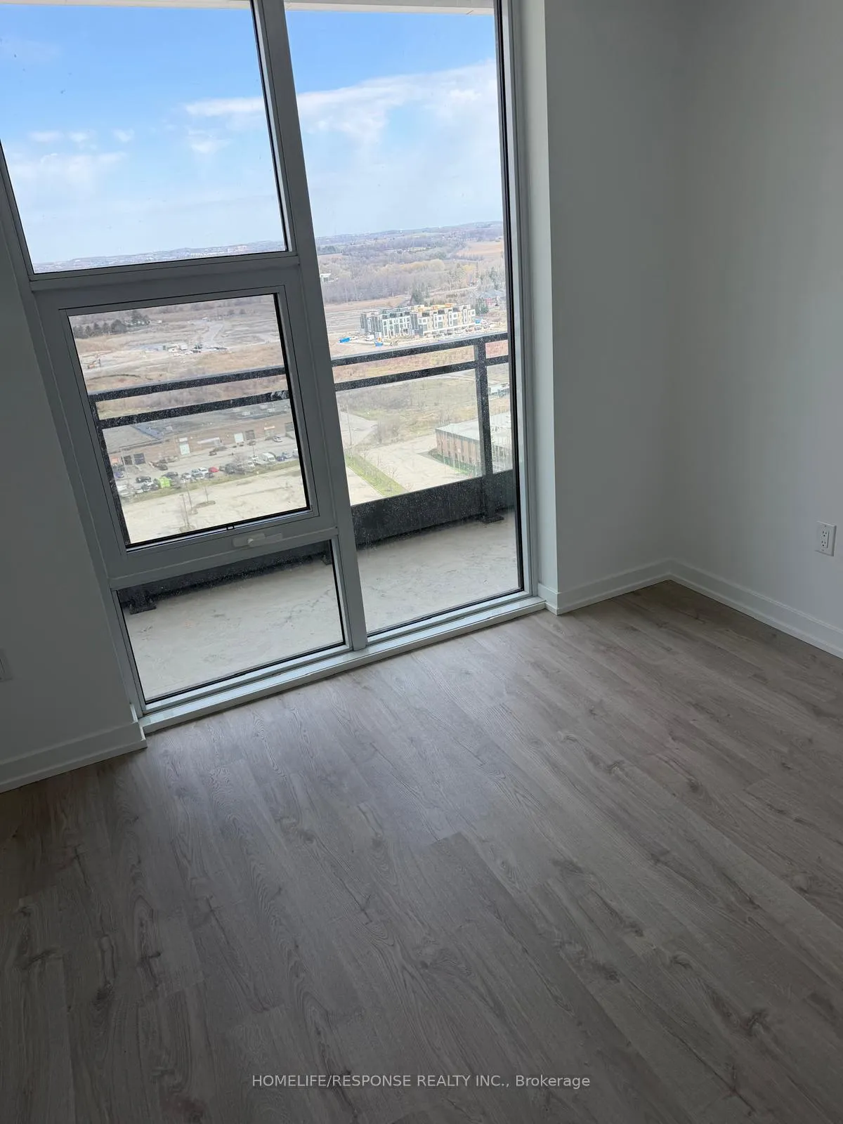 Photo 4 of Unit 2201, 9751 Markham Road, Markham, Greensborough — HOMEH