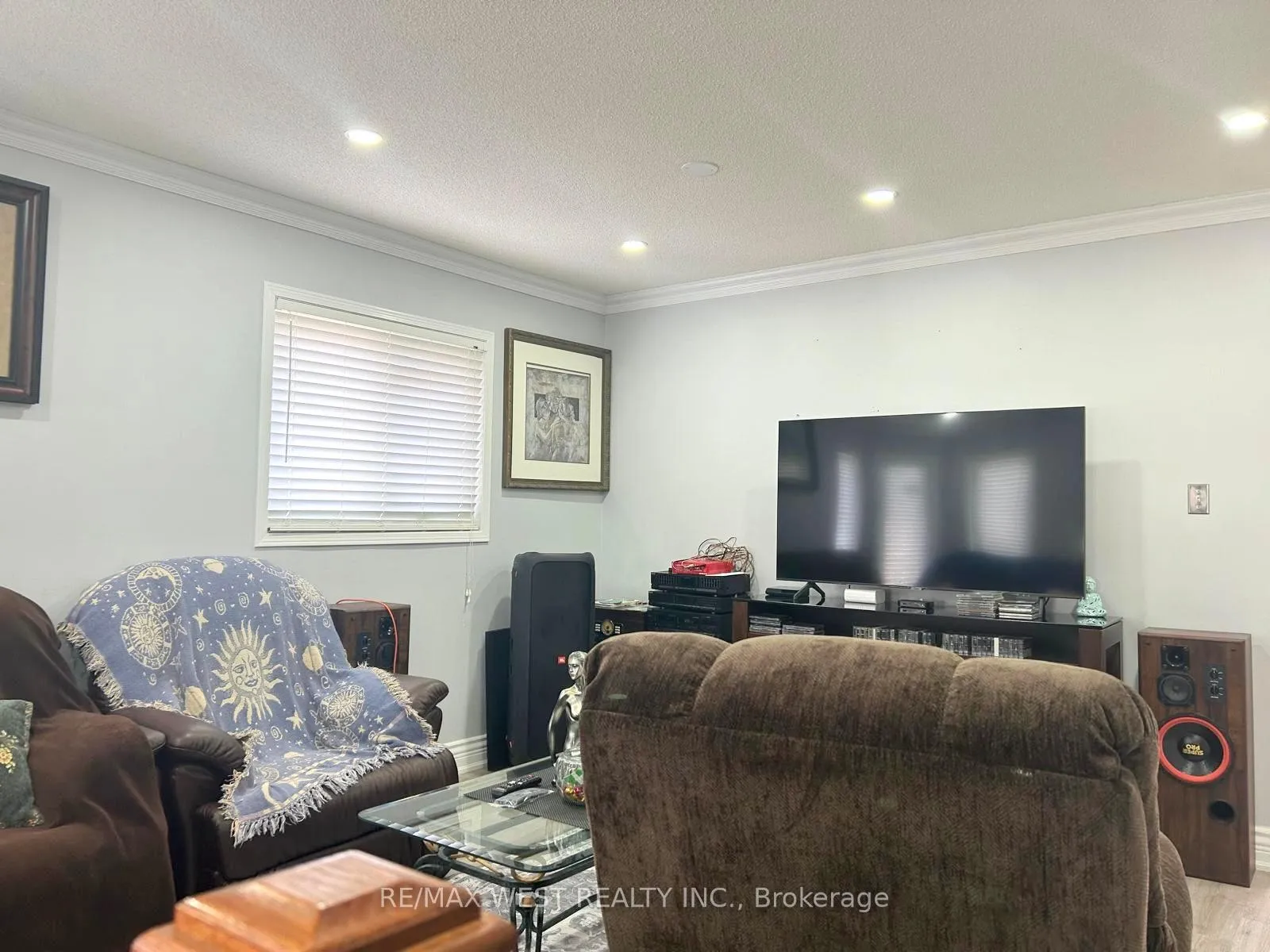 Photo 6 of 14 Suncrest Drive, Brampton, Brampton West — HOMEH
