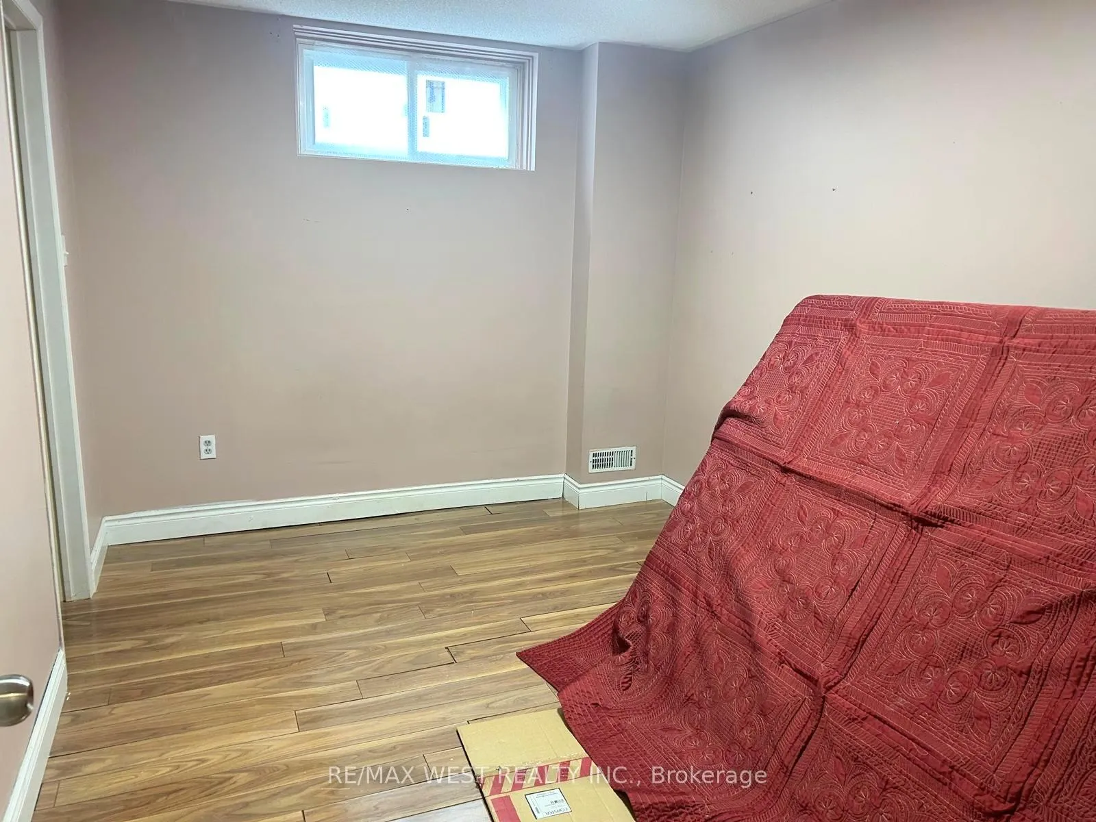 Photo 14 of 14 Suncrest Drive, Brampton, Brampton West — HOMEH