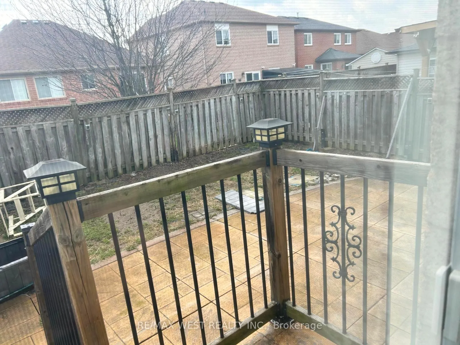 Photo 16 of 14 Suncrest Drive, Brampton, Brampton West — HOMEH