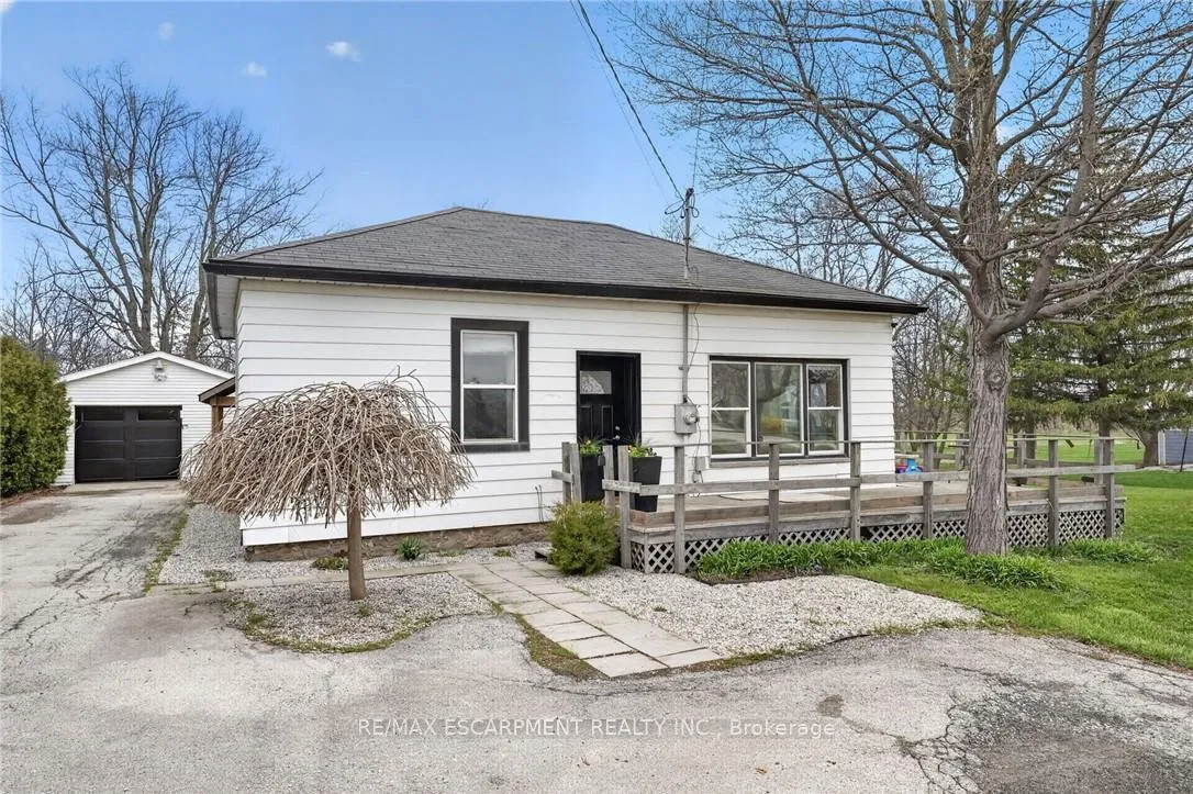 Photo 27 of 395 Mud Street E, Hamilton, Stoney Creek Mountain — HOMEH