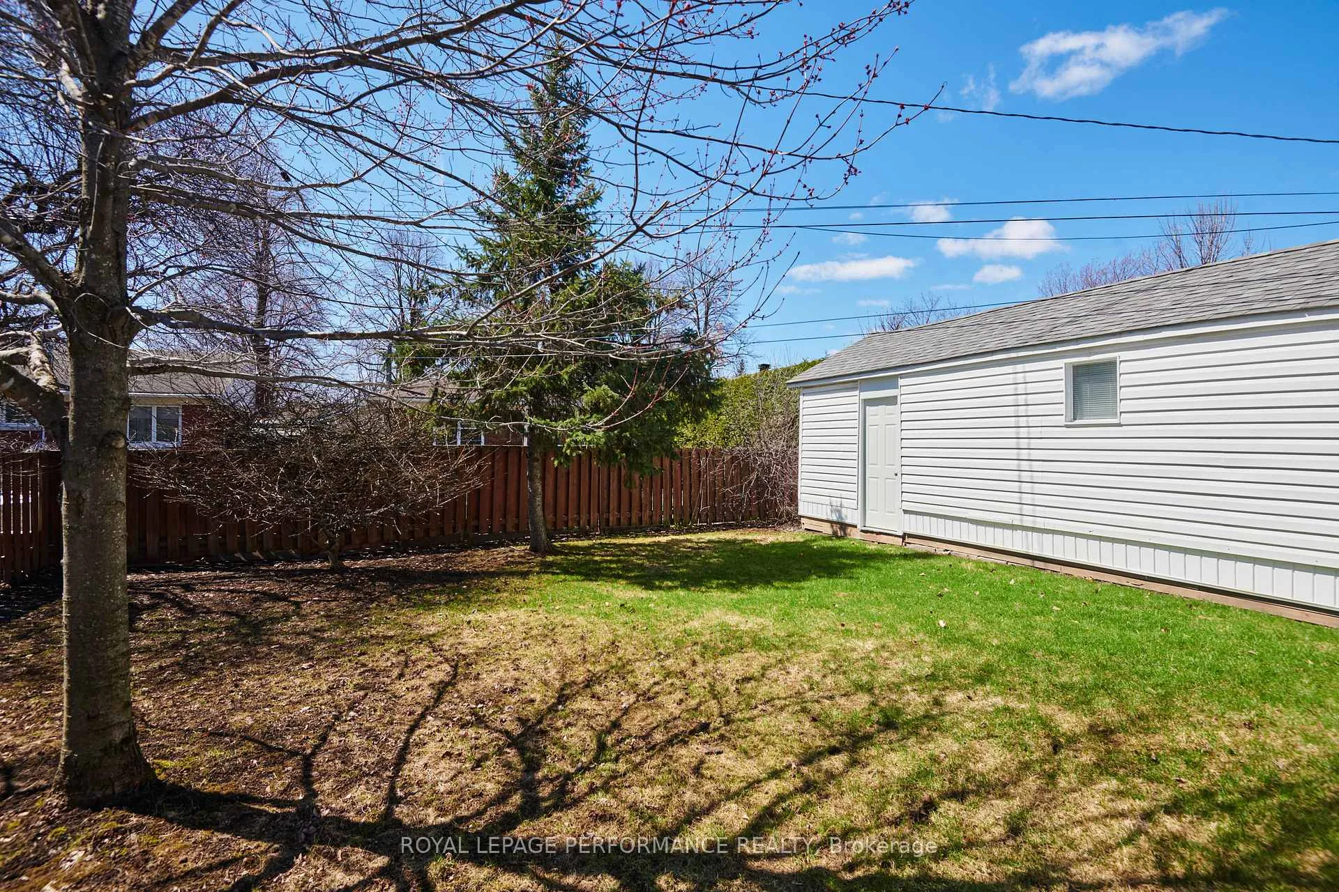 Photo 40 of 1582 Digby Street, Ottawa, Riverview Park — HOMEH