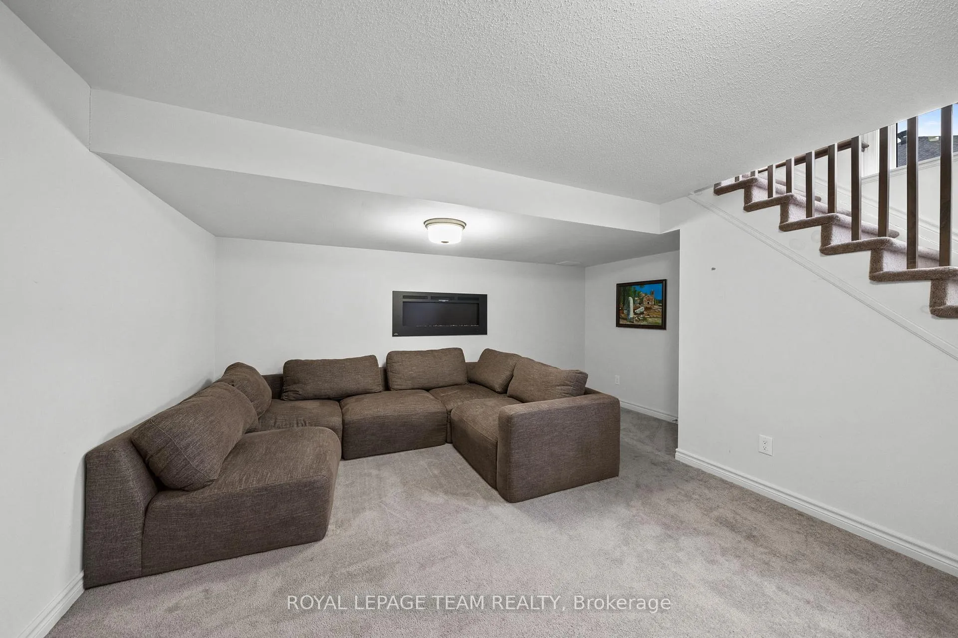 Photo 35 of 1160 Beckett Crescent, Ottawa, Stittsville (South) — HOMEH