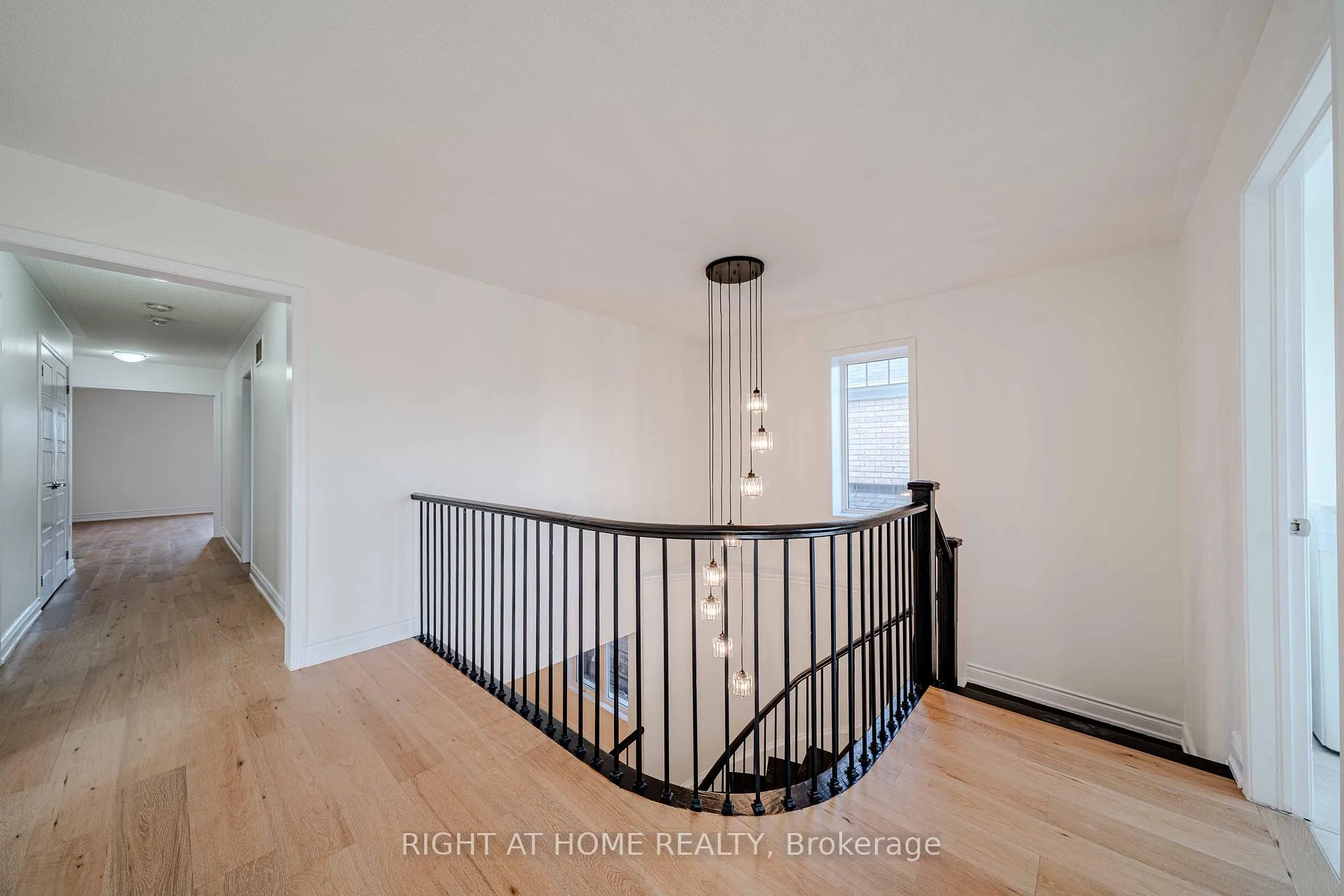 Photo 22 of 3 Leadenhall Road, Brampton, Northwest Brampton — HOMEH