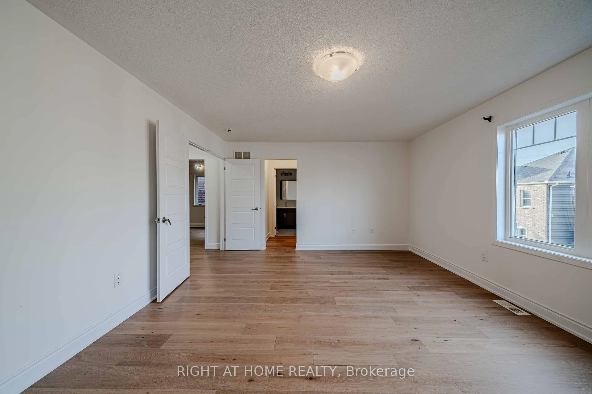 Photo 27 of 3 Leadenhall Road, Brampton, Northwest Brampton — HOMEH
