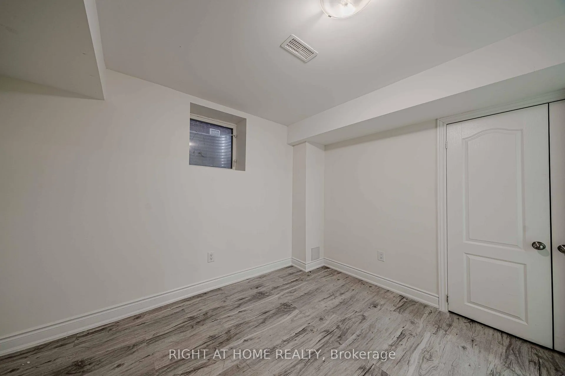 Photo 43 of 3 Leadenhall Road, Brampton, Northwest Brampton — HOMEH