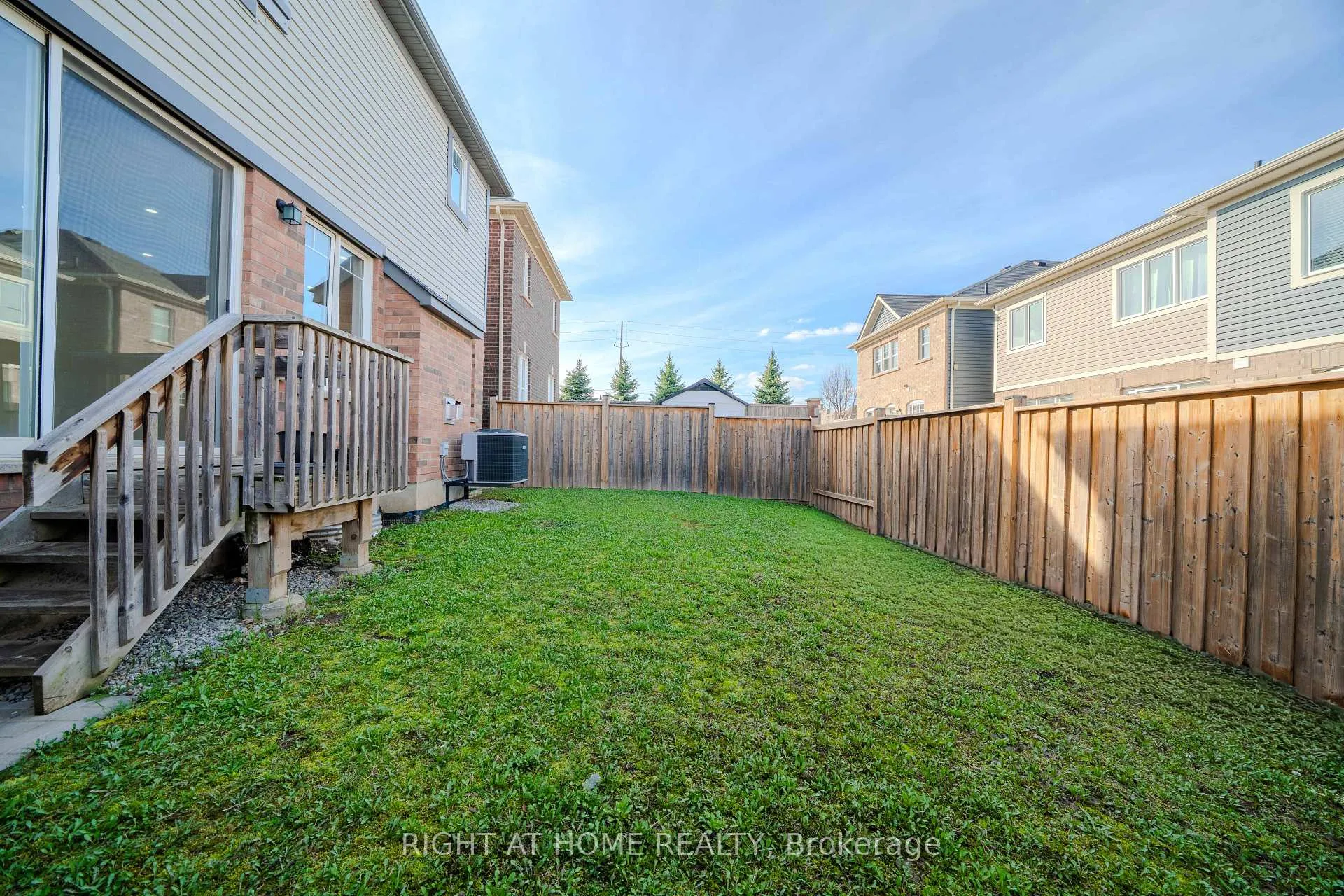 Photo 49 of 3 Leadenhall Road, Brampton, Northwest Brampton — HOMEH
