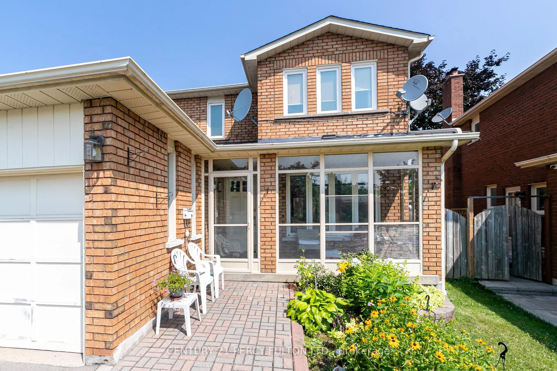 Photo 3 of 1634 Beaton Way, Pickering, Brock Ridge — HOMEH