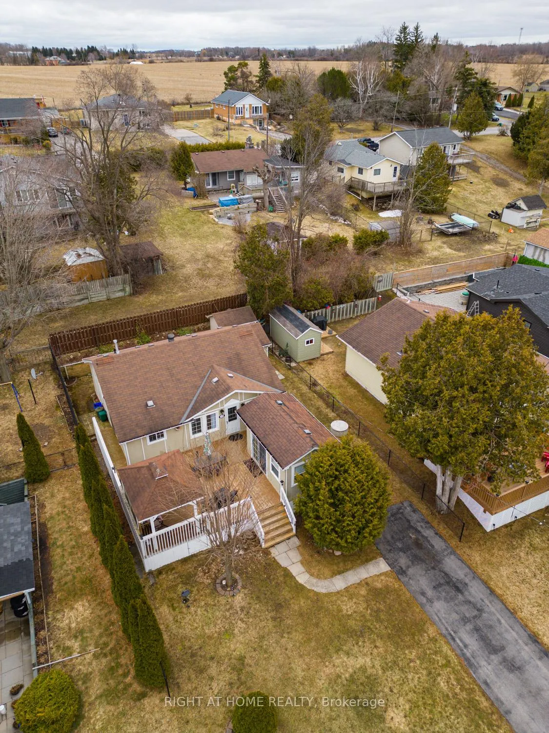 Photo 3 of 120 Cedar Grove Drive, Scugog, Rural Scugog — HOMEH