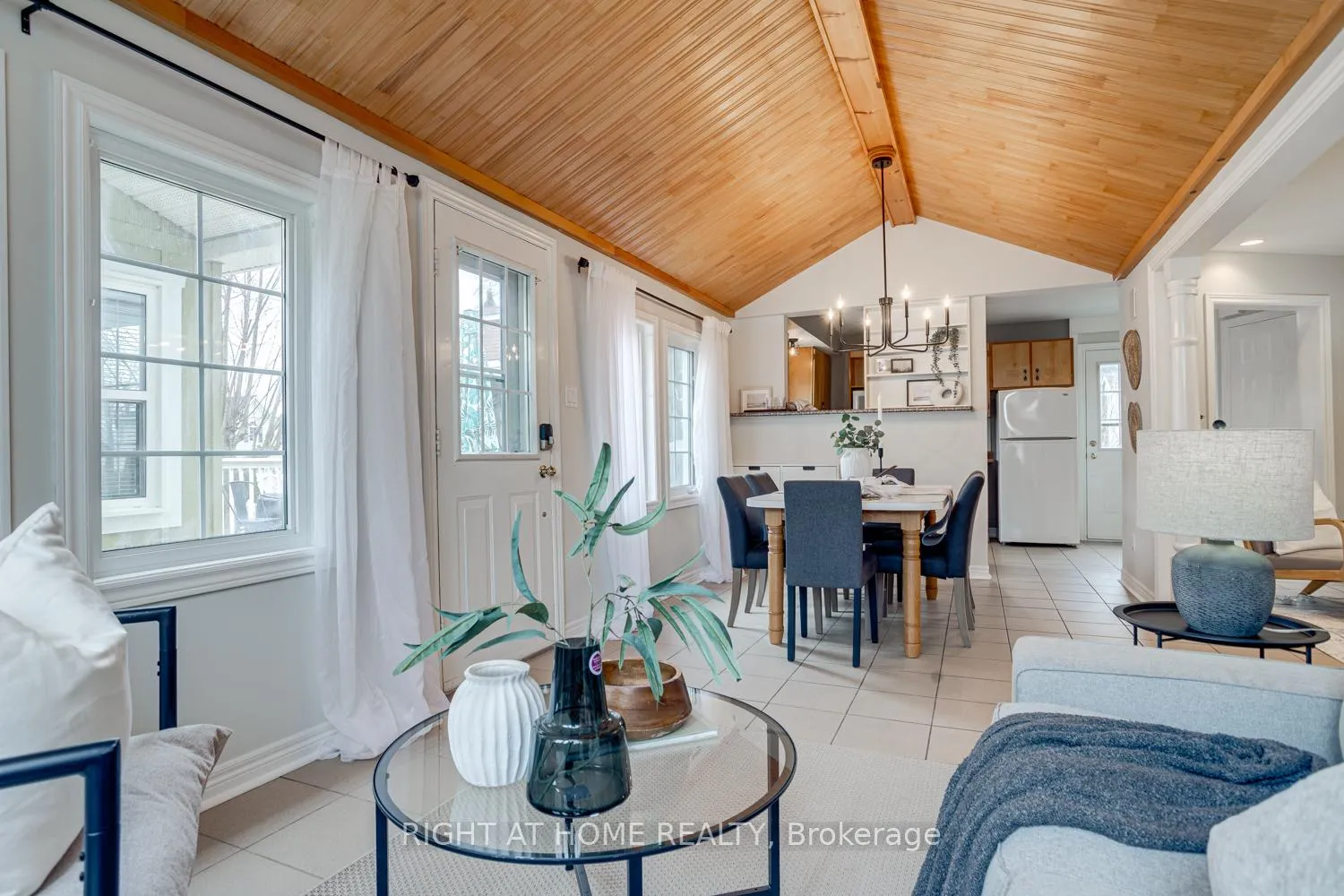 Photo 6 of 120 Cedar Grove Drive, Scugog, Rural Scugog — HOMEH