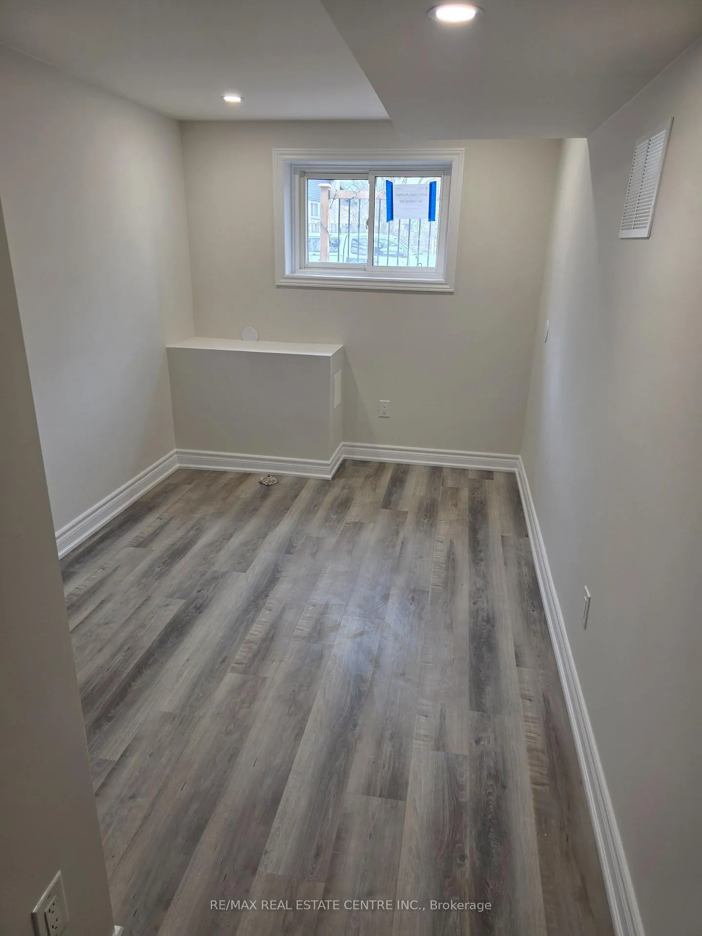 Photo 7 of 60 Beston Drive, Hamilton, Lisgar — HOMEH
