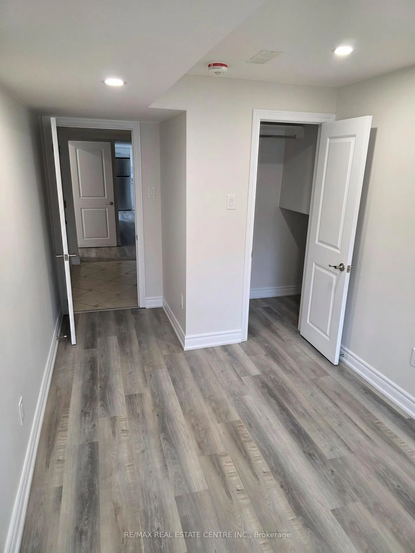 Photo 8 of 60 Beston Drive, Hamilton, Lisgar — HOMEH