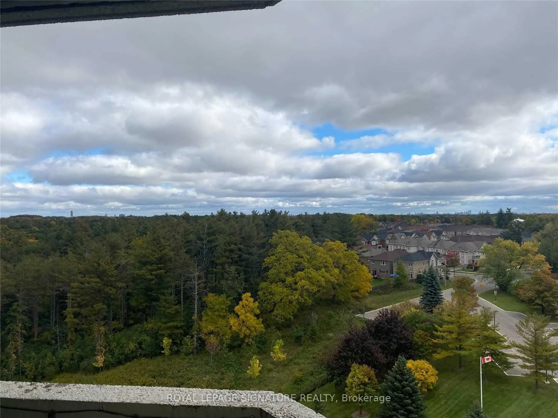 Photo 18 of Unit 908, 20 Mcfarlane Drive, Halton Hills, Georgetown — HOMEH