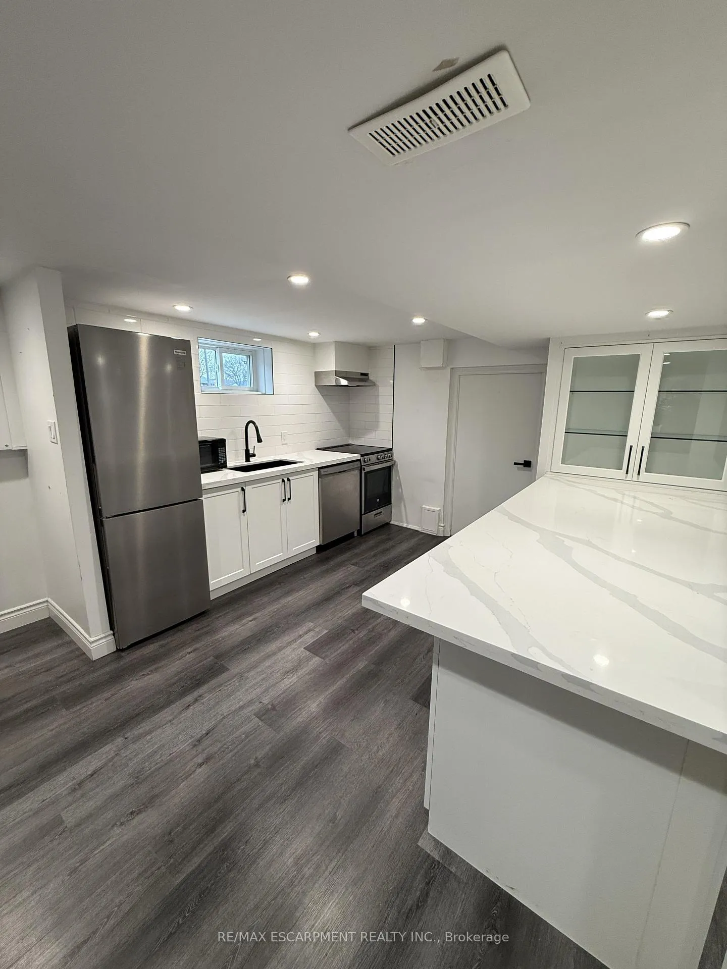 Photo 8 of Unit Basement, 79 Castlefield Drive, Hamilton, Hampton Heights — HOMEH
