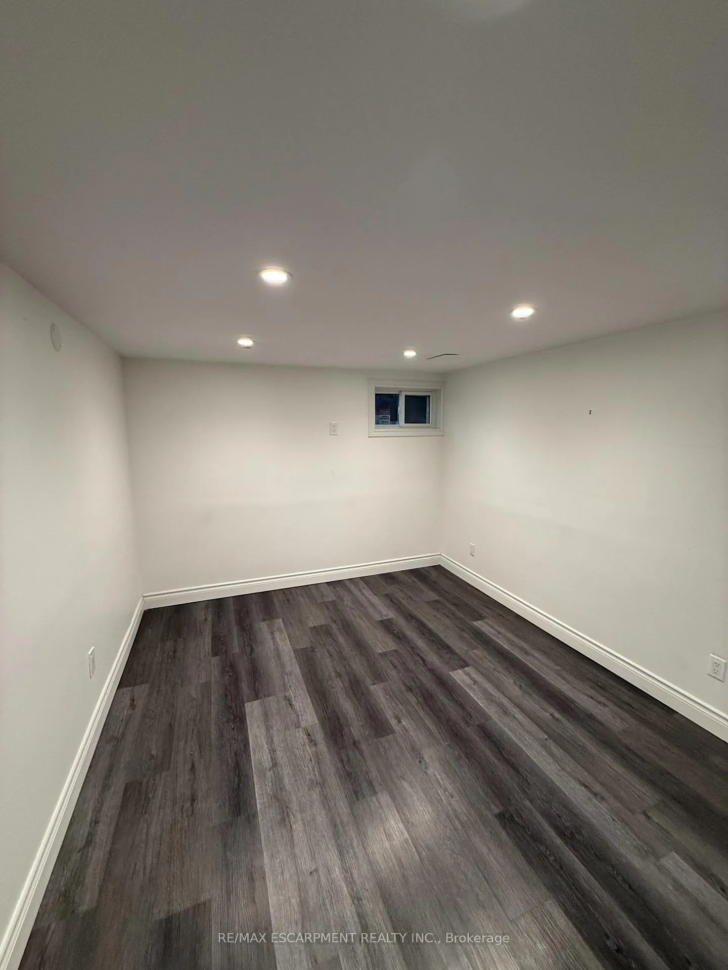 Photo 18 of Unit Basement, 79 Castlefield Drive, Hamilton, Hampton Heights — HOMEH