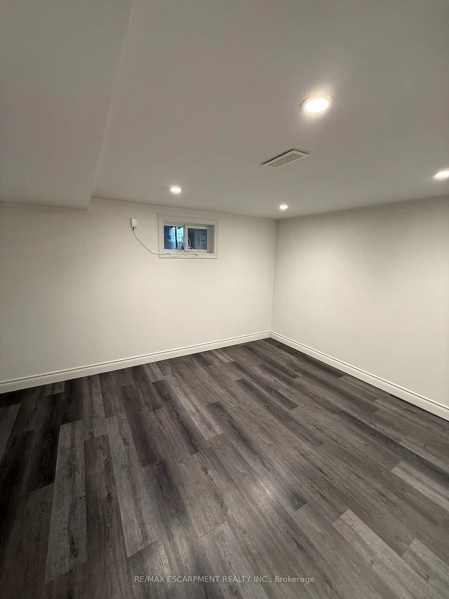 Photo 19 of Unit Basement, 79 Castlefield Drive, Hamilton, Hampton Heights — HOMEH
