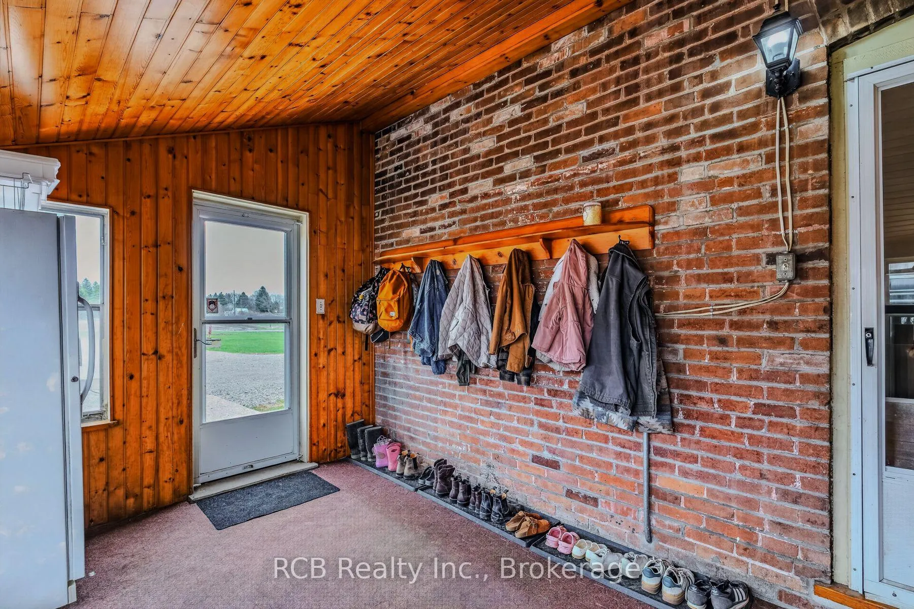 Photo 5 of 3531 Governors Road, Hamilton, Rural Flamborough — HOMEH