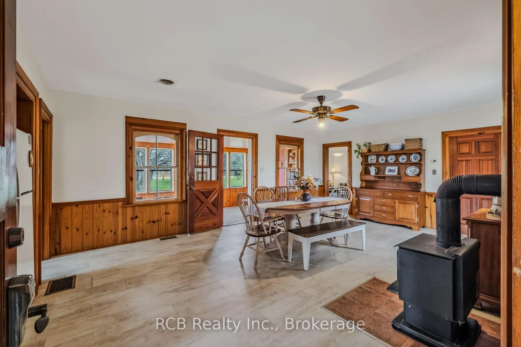 Photo 6 of 3531 Governors Road, Hamilton, Rural Flamborough — HOMEH