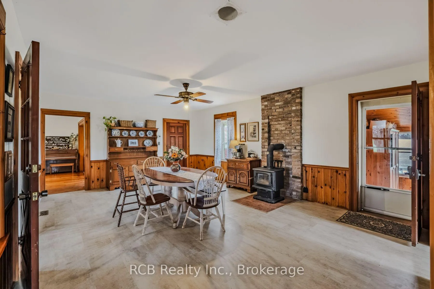 Photo 7 of 3531 Governors Road, Hamilton, Rural Flamborough — HOMEH