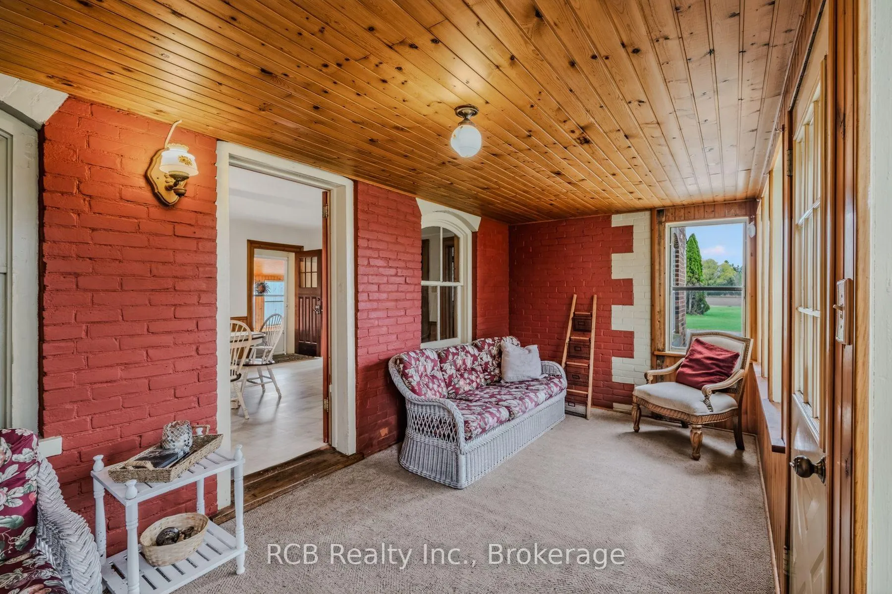 Photo 14 of 3531 Governors Road, Hamilton, Rural Flamborough — HOMEH