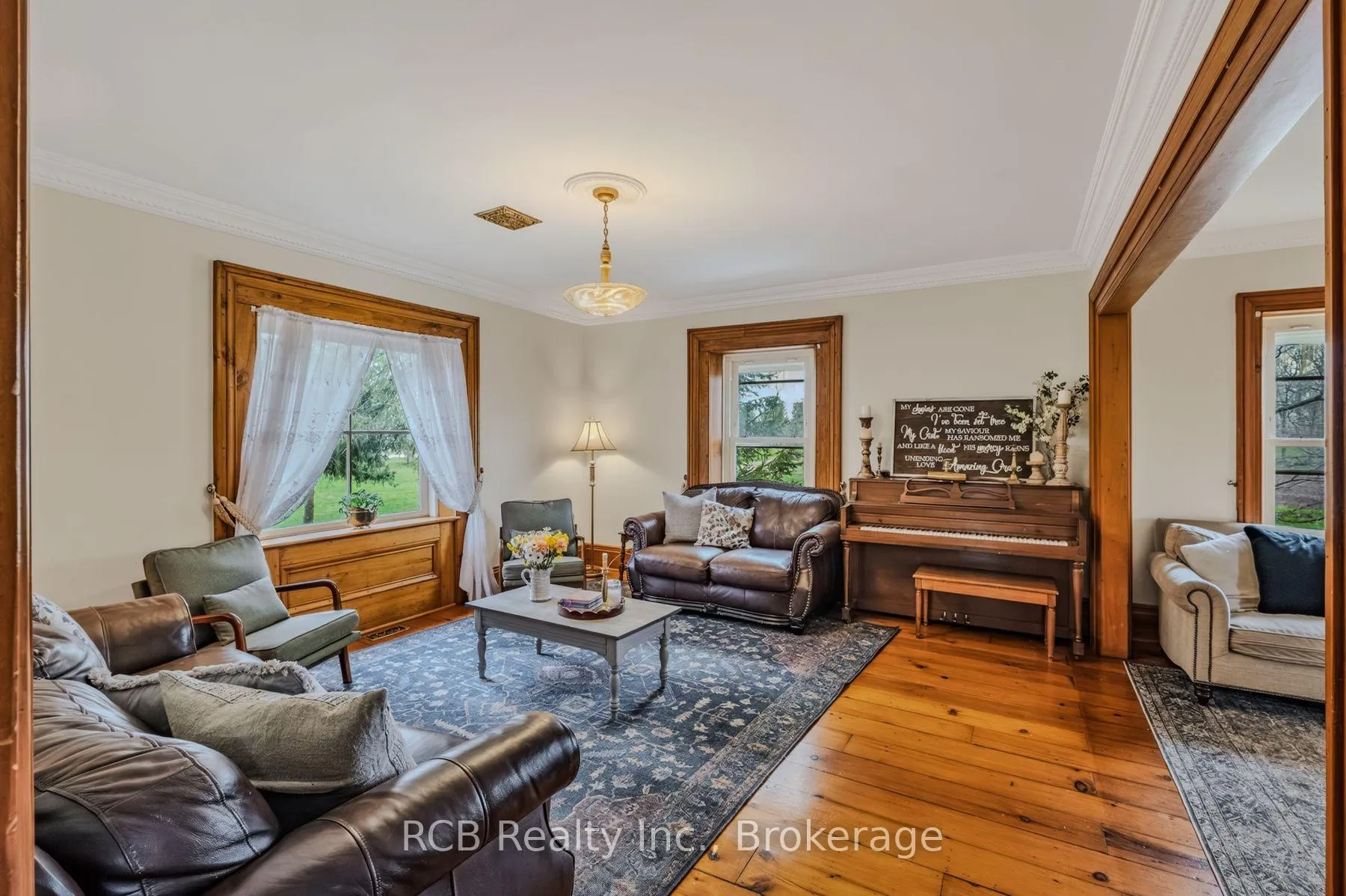 Photo 16 of 3531 Governors Road, Hamilton, Rural Flamborough — HOMEH