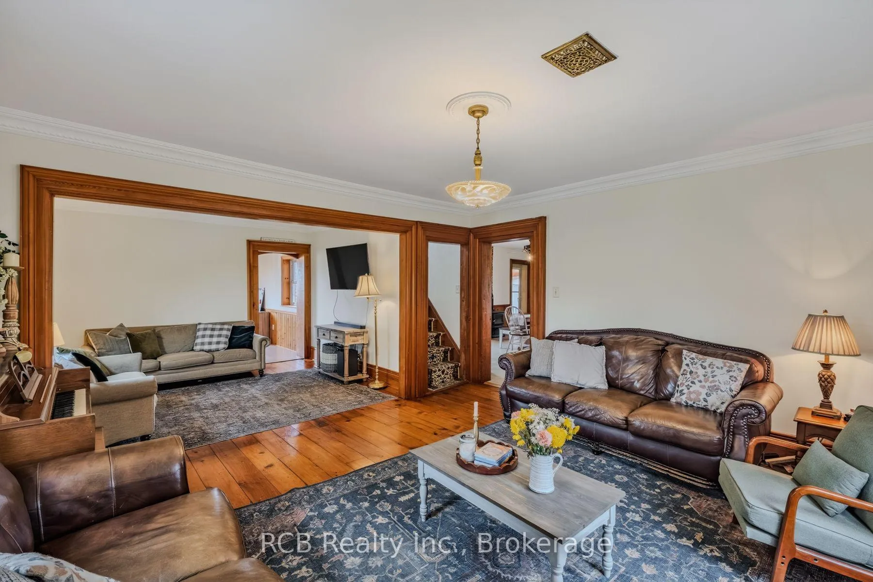 Photo 17 of 3531 Governors Road, Hamilton, Rural Flamborough — HOMEH
